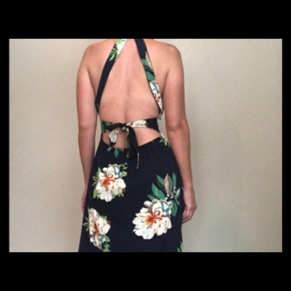 Ching Xin Floral Dress - Picture 2 of 5